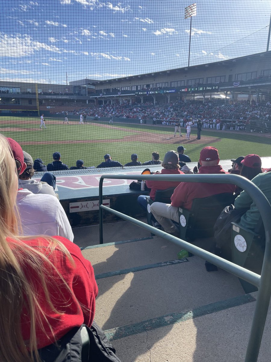 NativeTXN227's tweet photo. Afternoon opener at Baum! #WPS https://t.co/Dwanbn6ywa