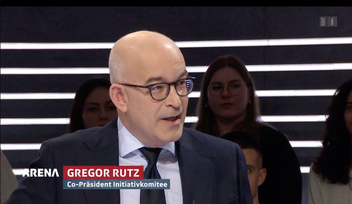 SRGInitiative's tweet photo. Hervorragend argumentiert, Herr Rutz! Wir müssen die überhöhten Gebühren senken. 200 Franken sind bei den SRG-Gebühren genug! #ArenaSRF #SRGInitiative #200FrSindGenug #Abst26 https://t.co/Ms7s4U7k7c