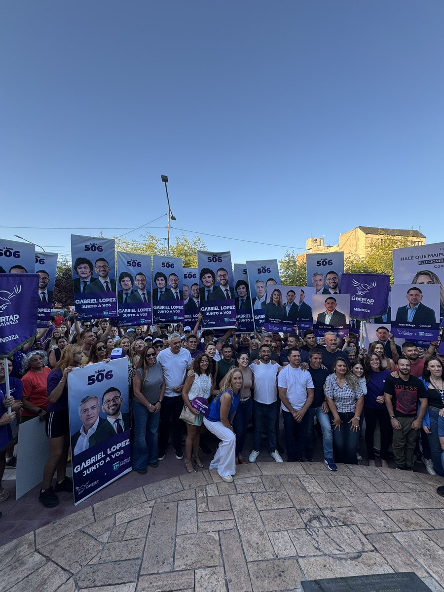 FerSabadin's tweet photo. Estuvimos en el cierre de campaña en Maipú. 💪

El 22 de febrero elegimos concejales. No es menor: si no vas a votar, otros deciden por vos. 🗳️

Este 22/2 acompañá la lista 506, LLA + CM.
@petilombardi 

#Maipú #Lista506 #LLA #CambiaMendoza #Elecciones2026 https://t.co/fIx4JCzrdr
