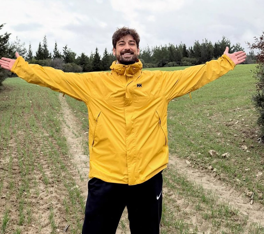 Cuma Günü En Çok Konuşulanlar✨
bizim favorim 
2 B 💥
#AlpNavruz