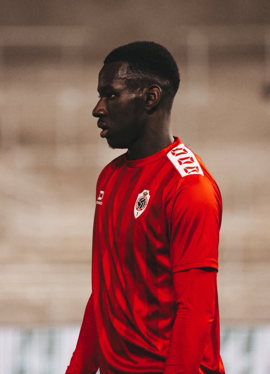 عمرو tweet media