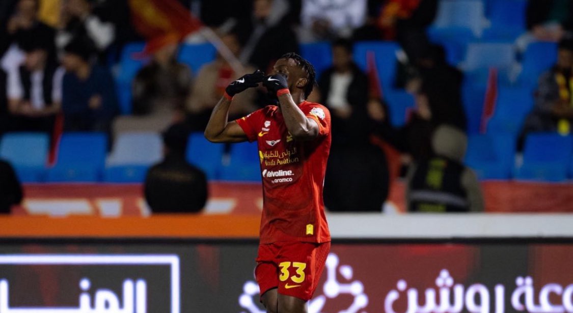 🚨 — جوليان كينونيس مع القادسية هذا الموسم :

• 23 مباراة
• 27 مساهمة 💛🤯
• 25 هدف
• 2 اسيست