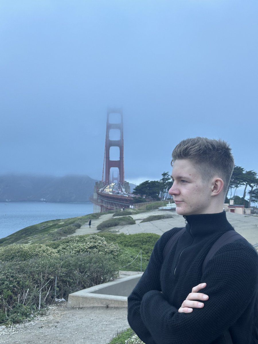 Aaron Unt tweet media