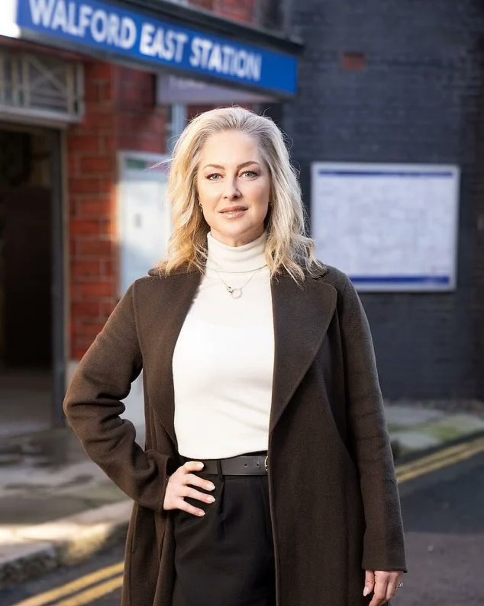 eastendersmulti's tweet photo. The OG Clare is back! We knew it HAD to happen before Nigel sadly goes, and I’m very happy. 👏 I am slightly gutted her and Stacey won’t meet again as their feud in 2008 was classic bitchy soap campness! #EastEnders https://t.co/5GJl1StJv8