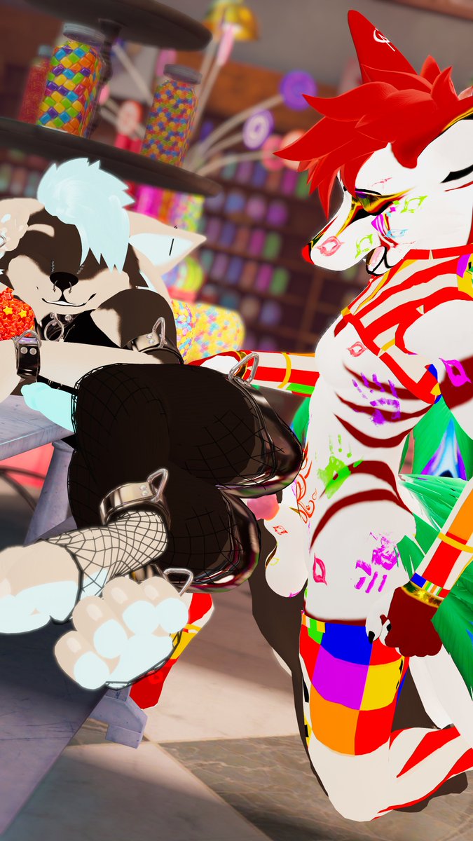 MaxiLewd tweet media