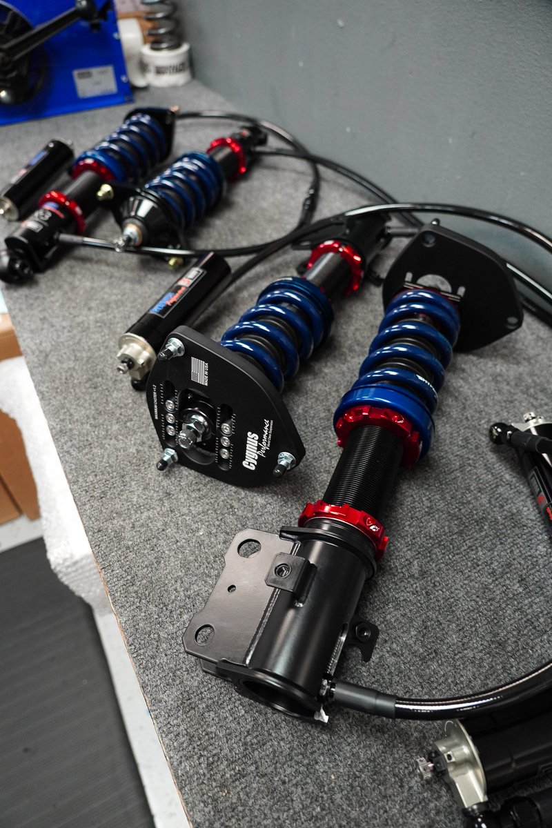 GeoffCygnus tweet media