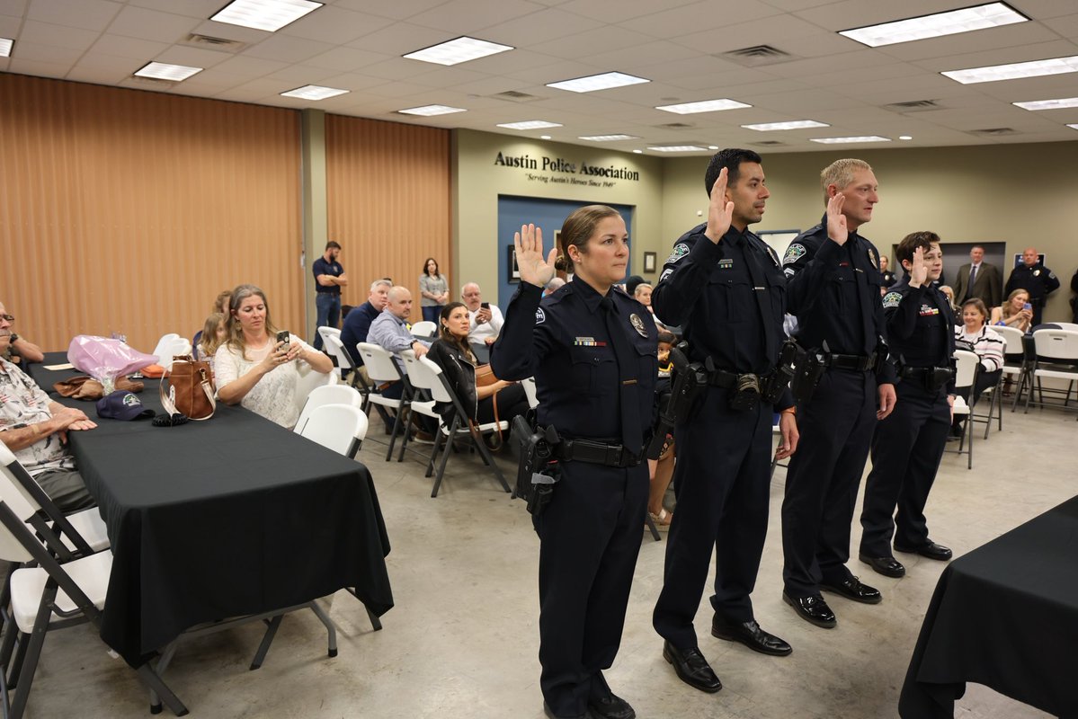 Chief Lisa Davis tweet media