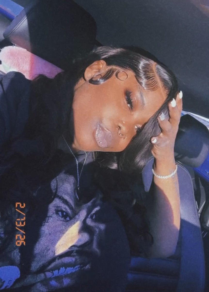 its_monaexx's tweet photo. Just a pretty girl😍 who’s waiting for the right stud 😫🥹 https://t.co/0pvVr2aRaB