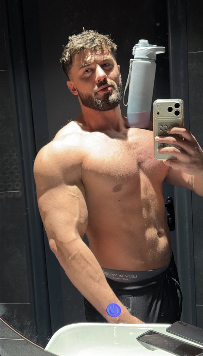 Big Bani tweet media