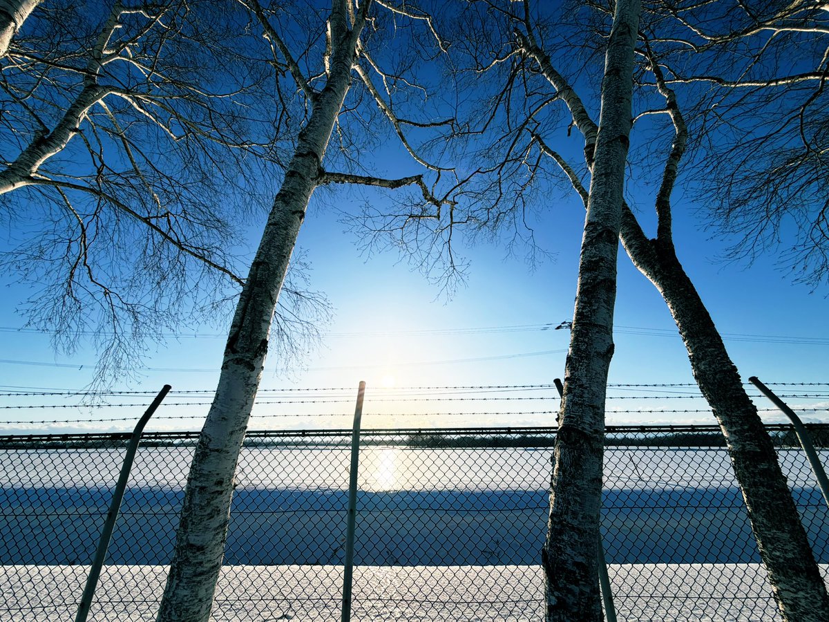 おはようございます！
帯広で迎える朝⛄️
とても景色が綺麗で、空気が美味しい！
深呼吸たくさんします！笑
いってらっしゃい！いってきます！