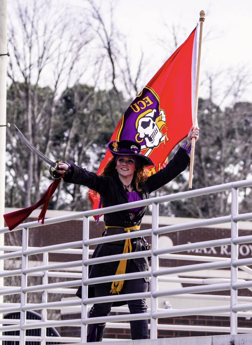 East Carolina NIL Store tweet media