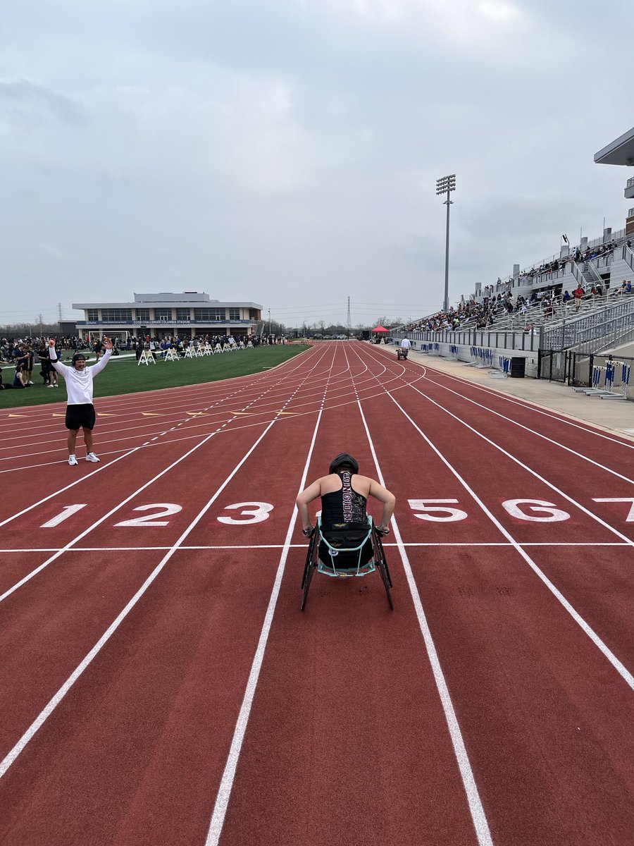 Greg Jones tweet media