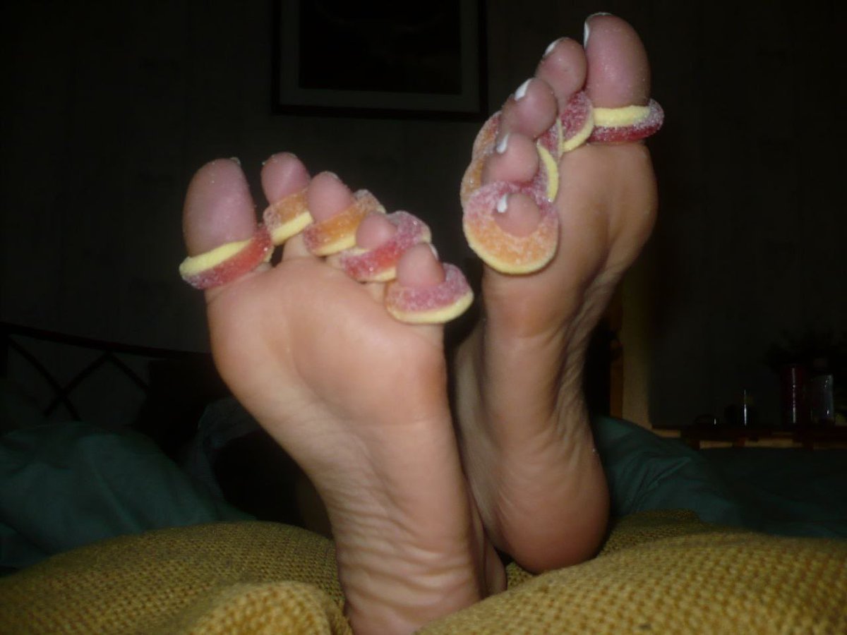 Deshi Soles tweet media