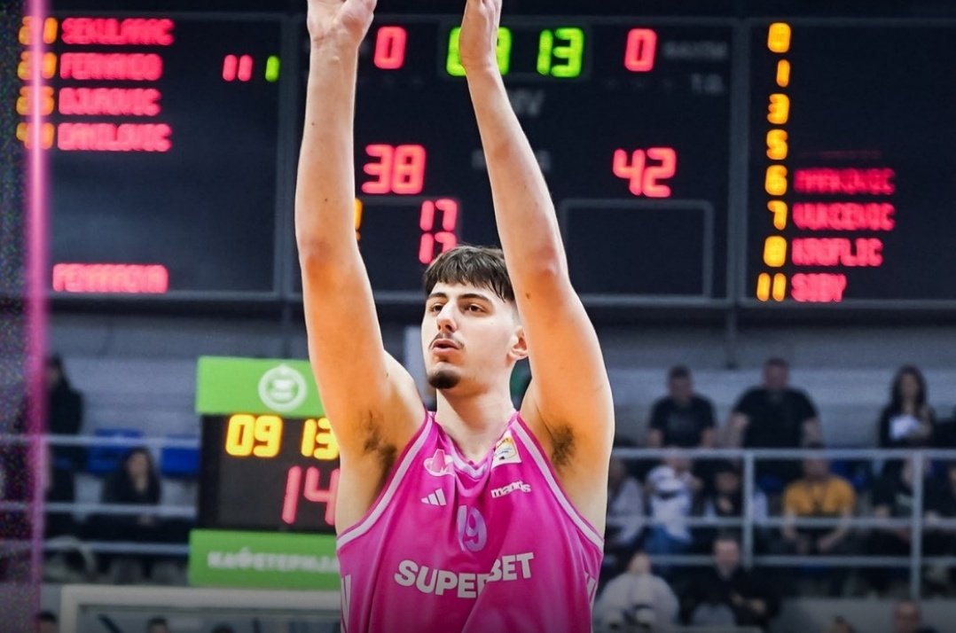 Iacopo De Santis tweet media