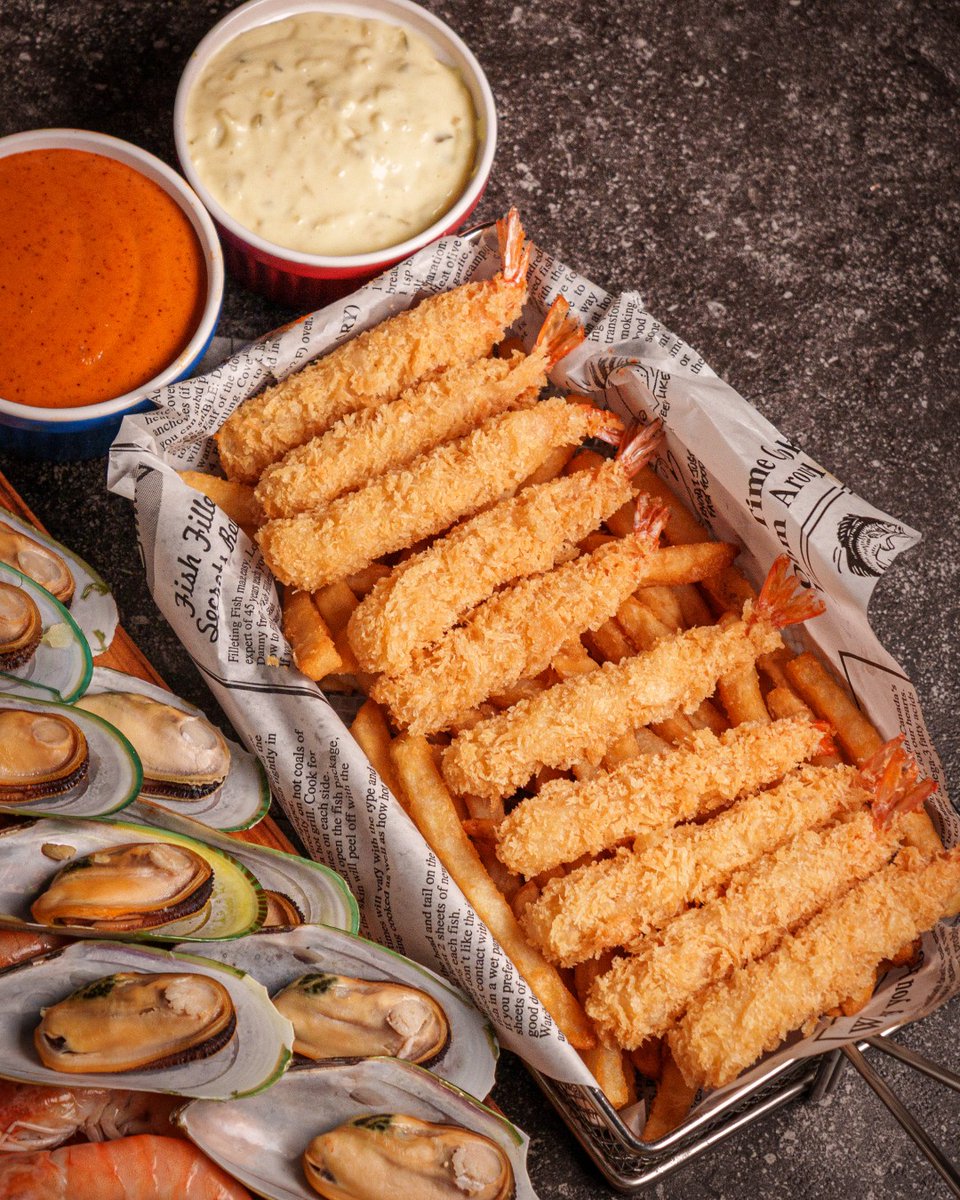 Shrimp and mussels? Yes, please! 🦐⚓ Get ready to dive into deliciousness at The Captain’s Boil!