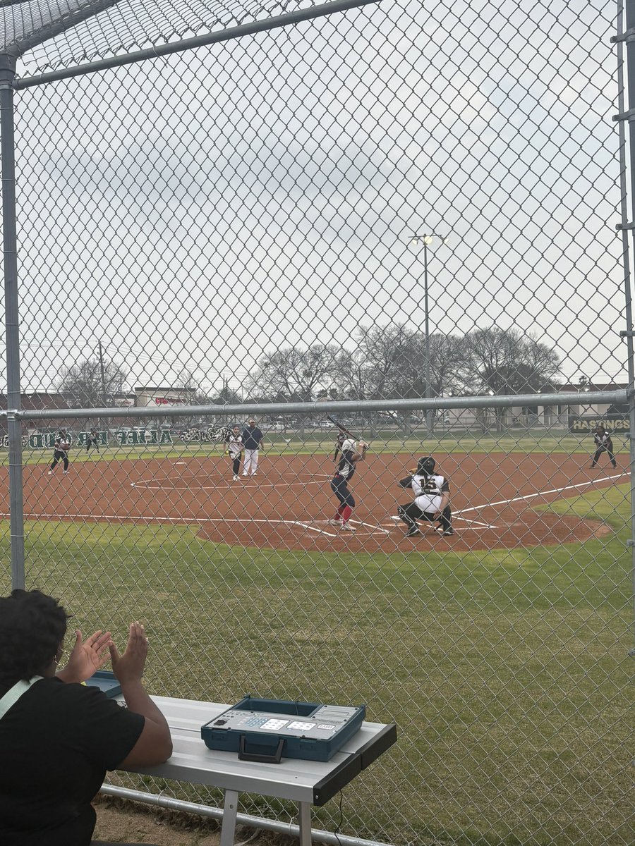 CoachCarter7 tweet media