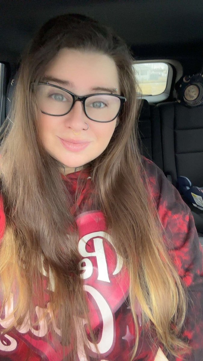 Sunny Summer ☀️ tweet media