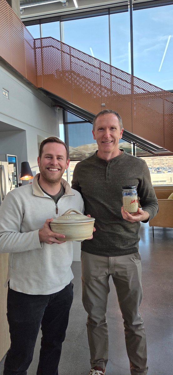 yorudan's tweet photo. For yesterday's sourdough class all 20 students named their new starters. Variations on A-dough-be abounded.
Attendees voted and the winning name earned a handmade wood-fired earthenware bread baker via @mooonbread
The winner featured with his starter's namesake~
#adobelife https://t.co/UYU6zUUze1