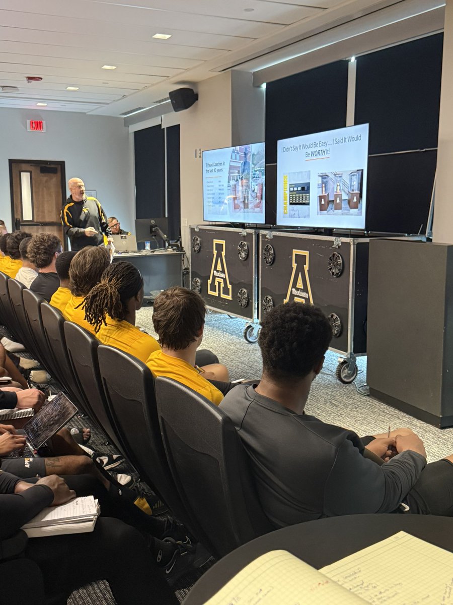 Dowell Loggains tweet media