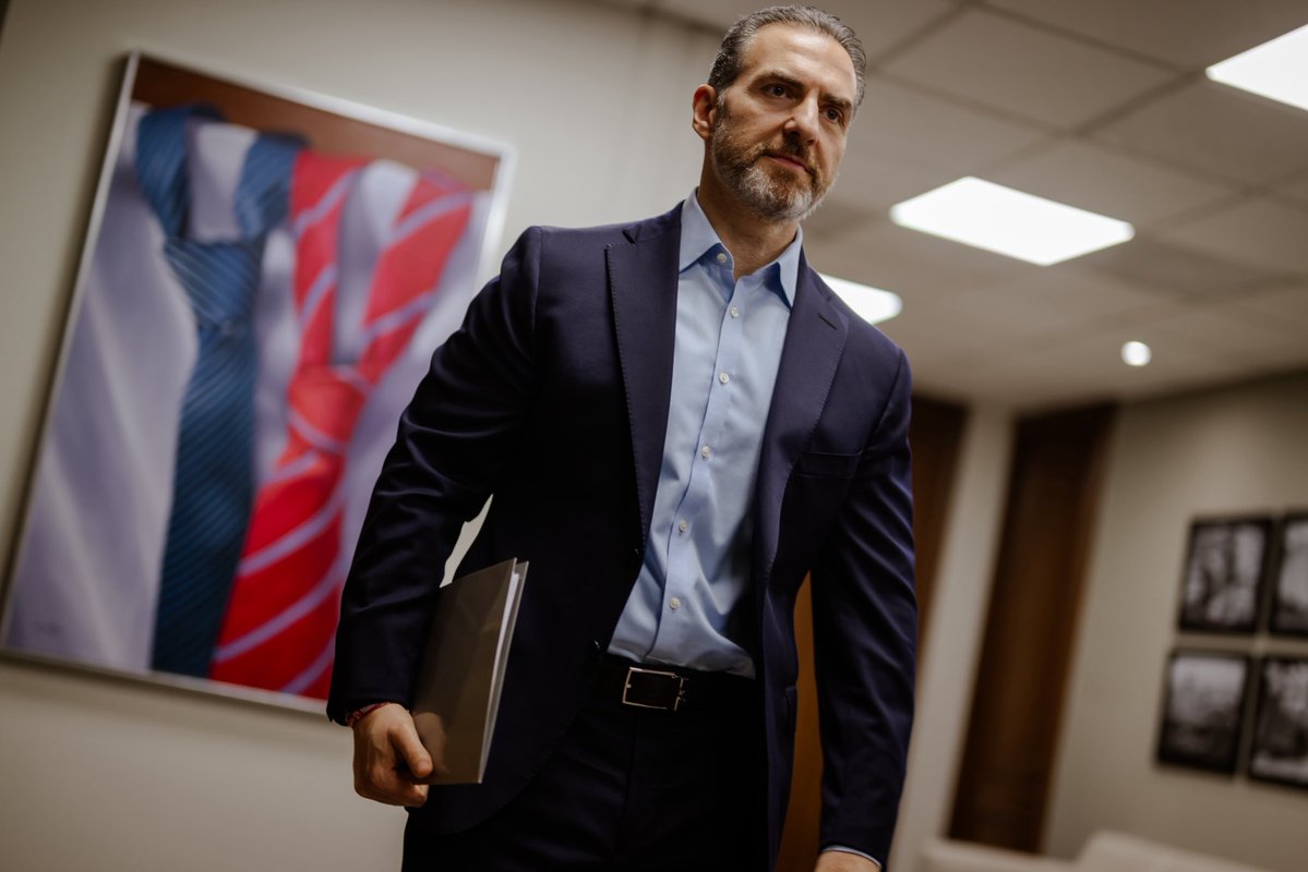 Adrián de la Garza tweet media