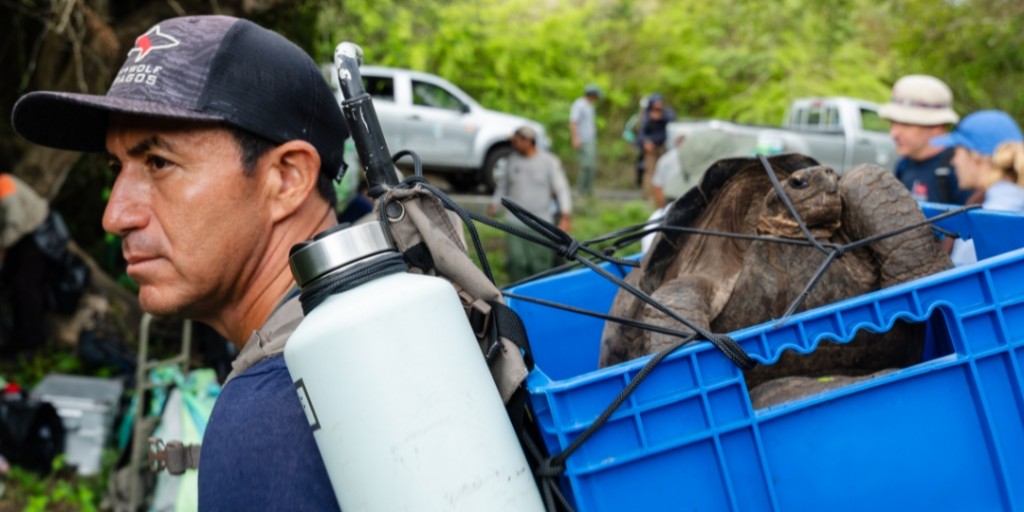 Lindblad Expeditions tweet media