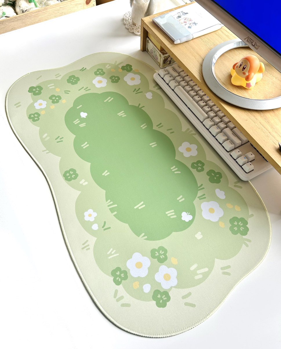chocolettchoo's tweet photo. Deskmats are back in stock :3 https://t.co/OS8H0EH94d