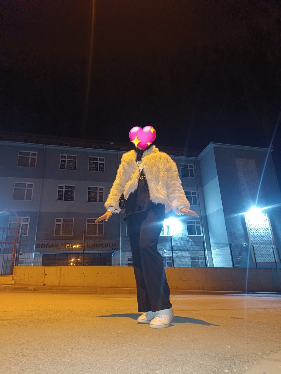 CD cemresu tweet media