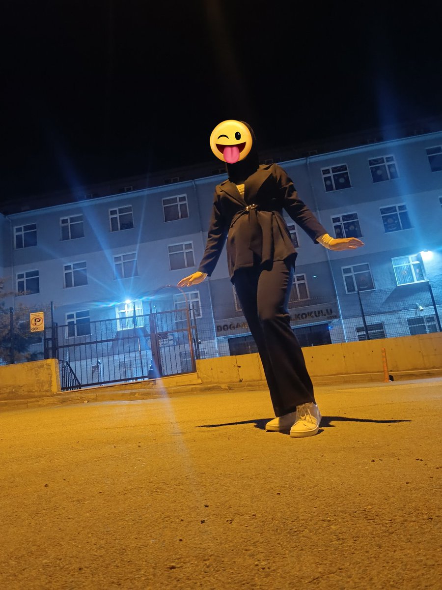 CD cemresu tweet media