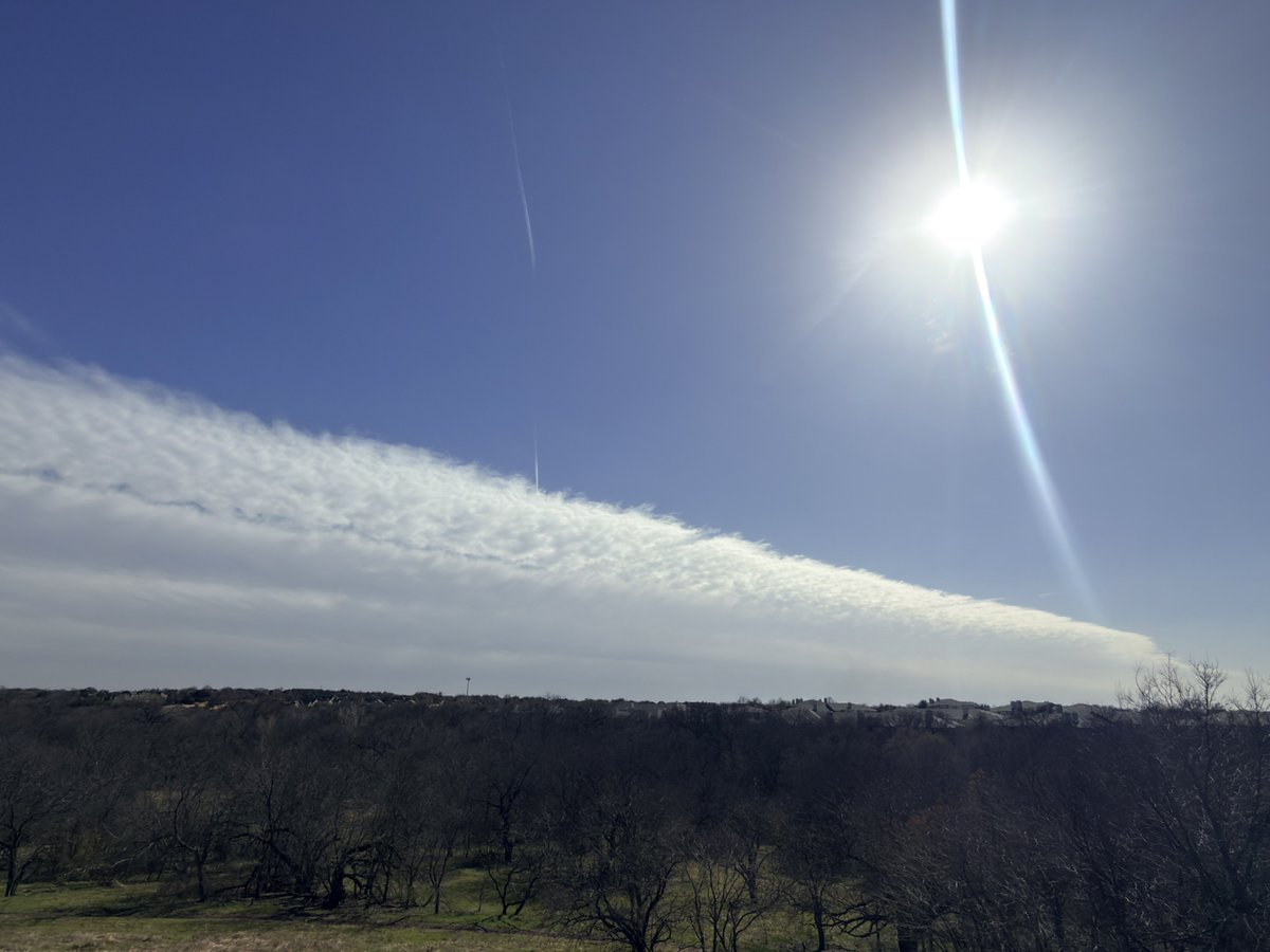 mindyann68's tweet image. This is over Dallas- I am so tired of it. Everyone I know feels like crap and it’s no wonder why. 😞