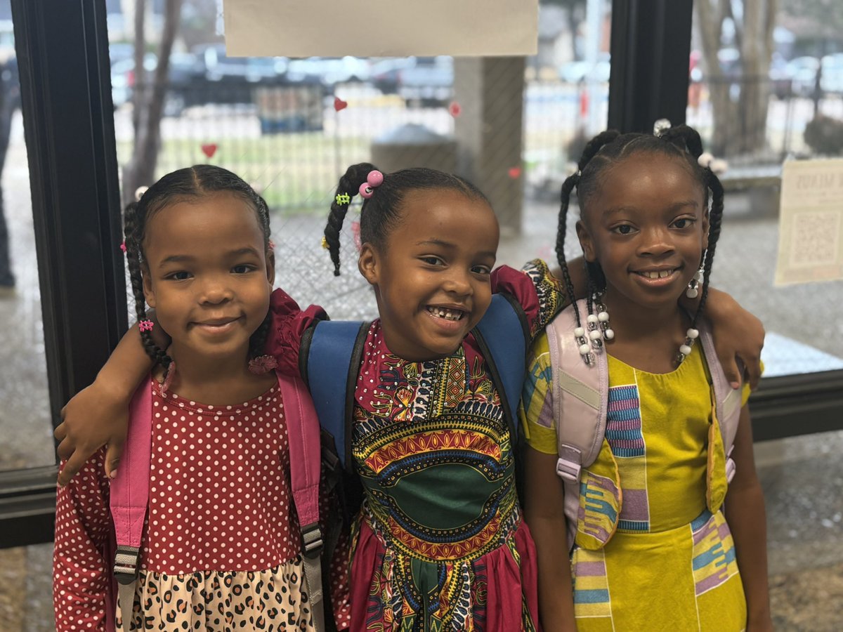 🐼  🎀  𝒯𝓇𝒶𝐿𝒾𝓈𝒽𝒶  🎀  🐼 tweet media