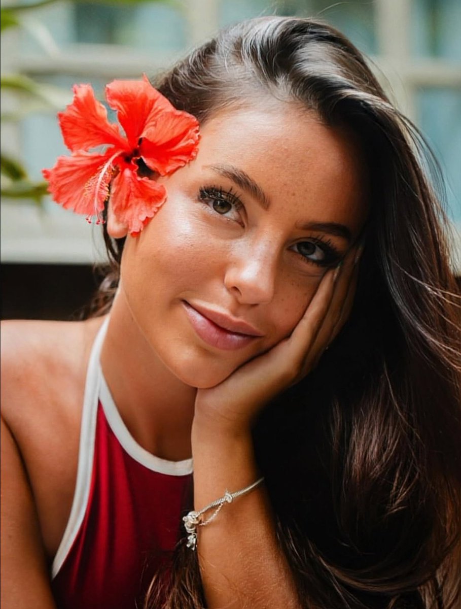 Viciado na punheta tweet media