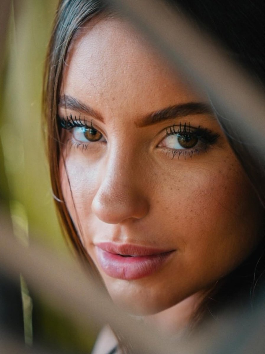 Viciado na punheta tweet media