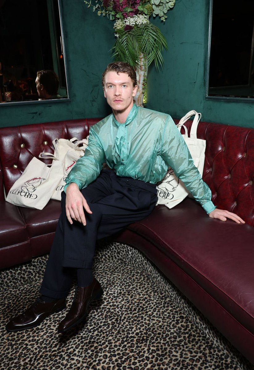 i wish i could get a free bag of chipsssssssuuhhhh