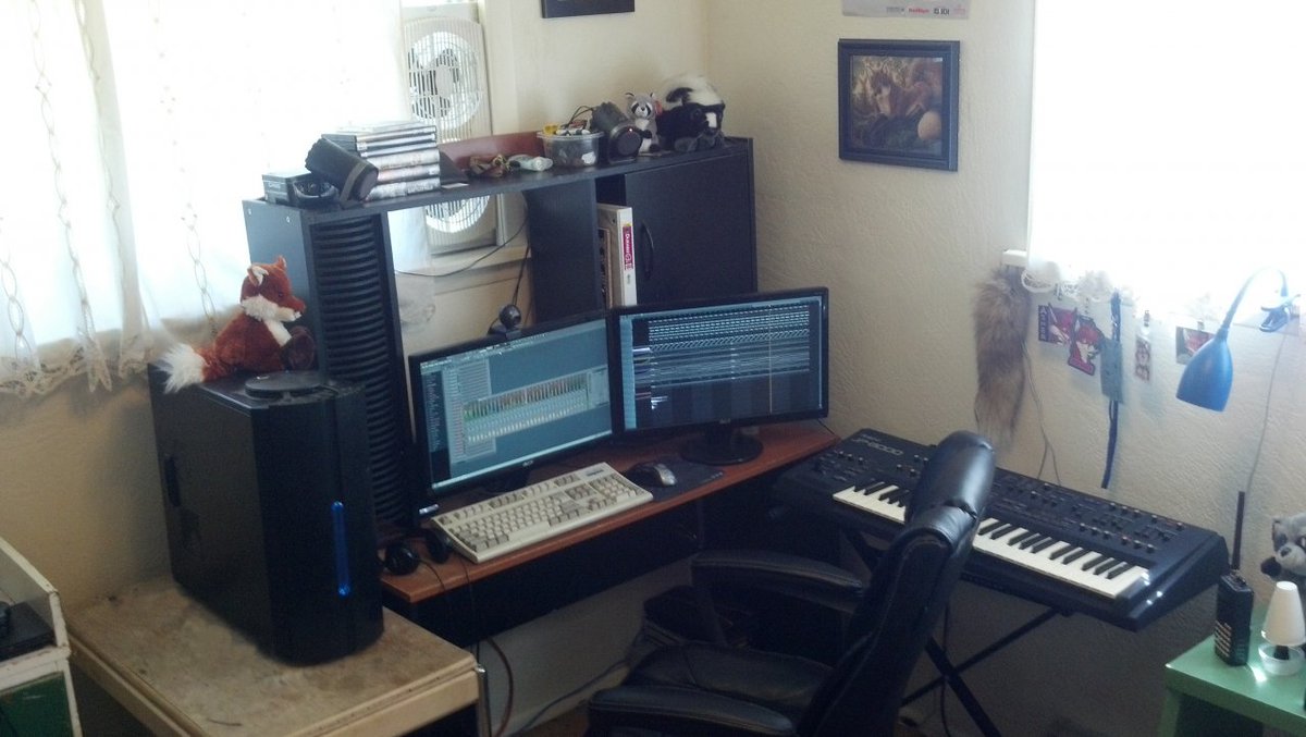 AsherNinetails's tweet photo. I can't not contribute to this. Here's my setups from 2006-2012 https://t.co/uN3NLh5jLa