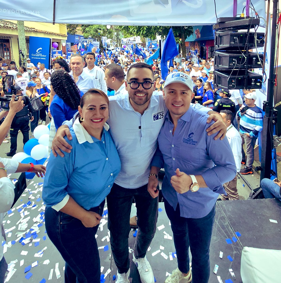#SomosC105 Linda Perdomo Cámara de Representantes.

Nos unimos con nuestros amigos de #Ibagué y el #Tolima para ratificar nuestro apoyo y cariño a @SantiagoBarreto C25 al senado. 

<a href="/soyconservador/">Partido Conservador</a> 
#BrayamEscandon