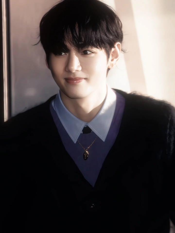 nafisa_tab5469's tweet image. WE LOVE YOU TAEHYUNG 💜
ALWAYS WITH TAEHYUNG💜
ARMYS LOVE TAEHYUNG💜
IDOL OF IDOLS TAEHYUNG💜