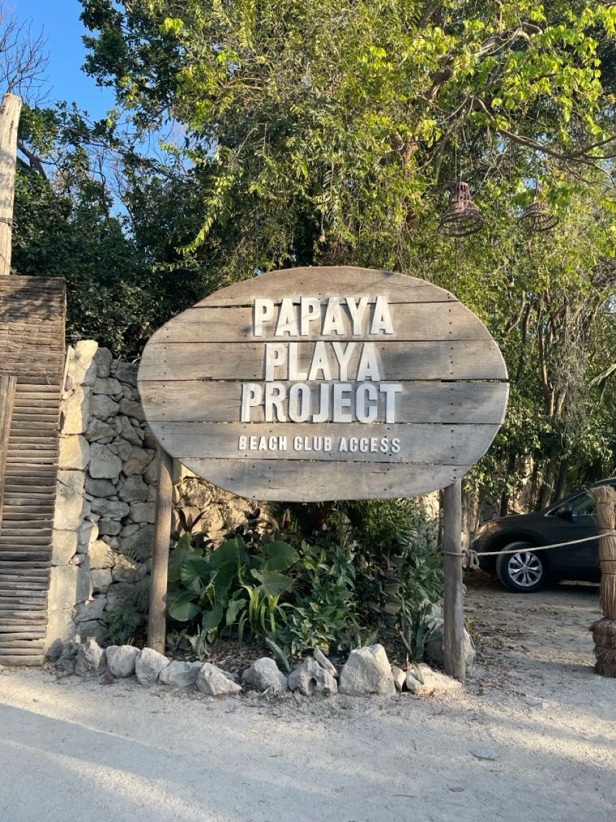 Fashion Tulum tweet media