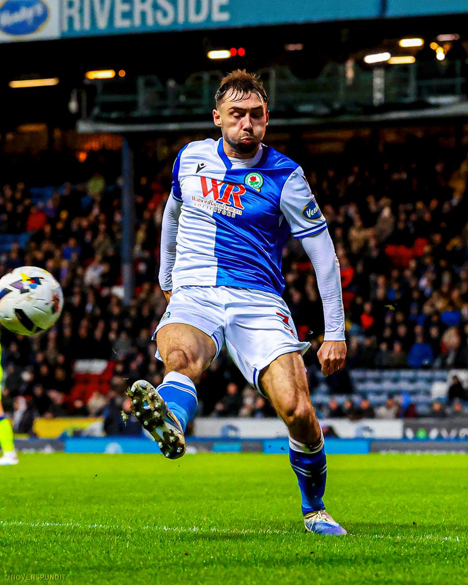 RoversPundit's tweet photo. 𝐏𝐈𝐂𝐊𝐄𝐑𝐈𝐍𝐆 𝐈𝐒 𝐁𝐀𝐂𝐊!! 😍💙🤍

What a performance from Harry Pickering tonight! He deserves so much credit, one of the best players on the pitch! 👏✨

NEW CONTRACT, PLEASE! 🙏 https://t.co/AykCOYVk2g