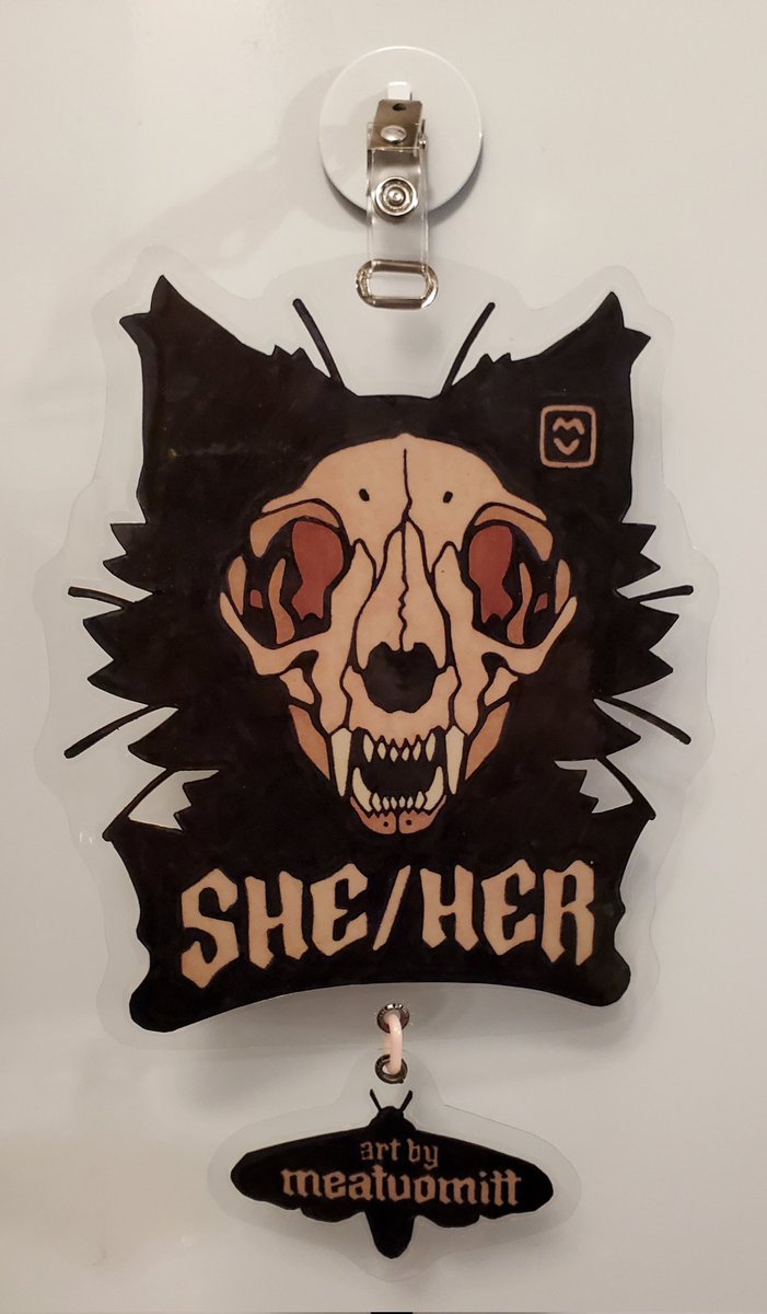meatvomitt's tweet photo. badge comm fur @carrracal 🐈‍⬛💕💀 https://t.co/GN26wUxL4q