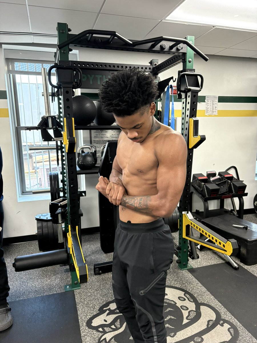 Qualoe “D” parker tweet media