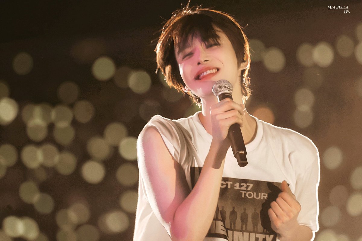 jungwoo (@kjwhive) on Twitter photo 