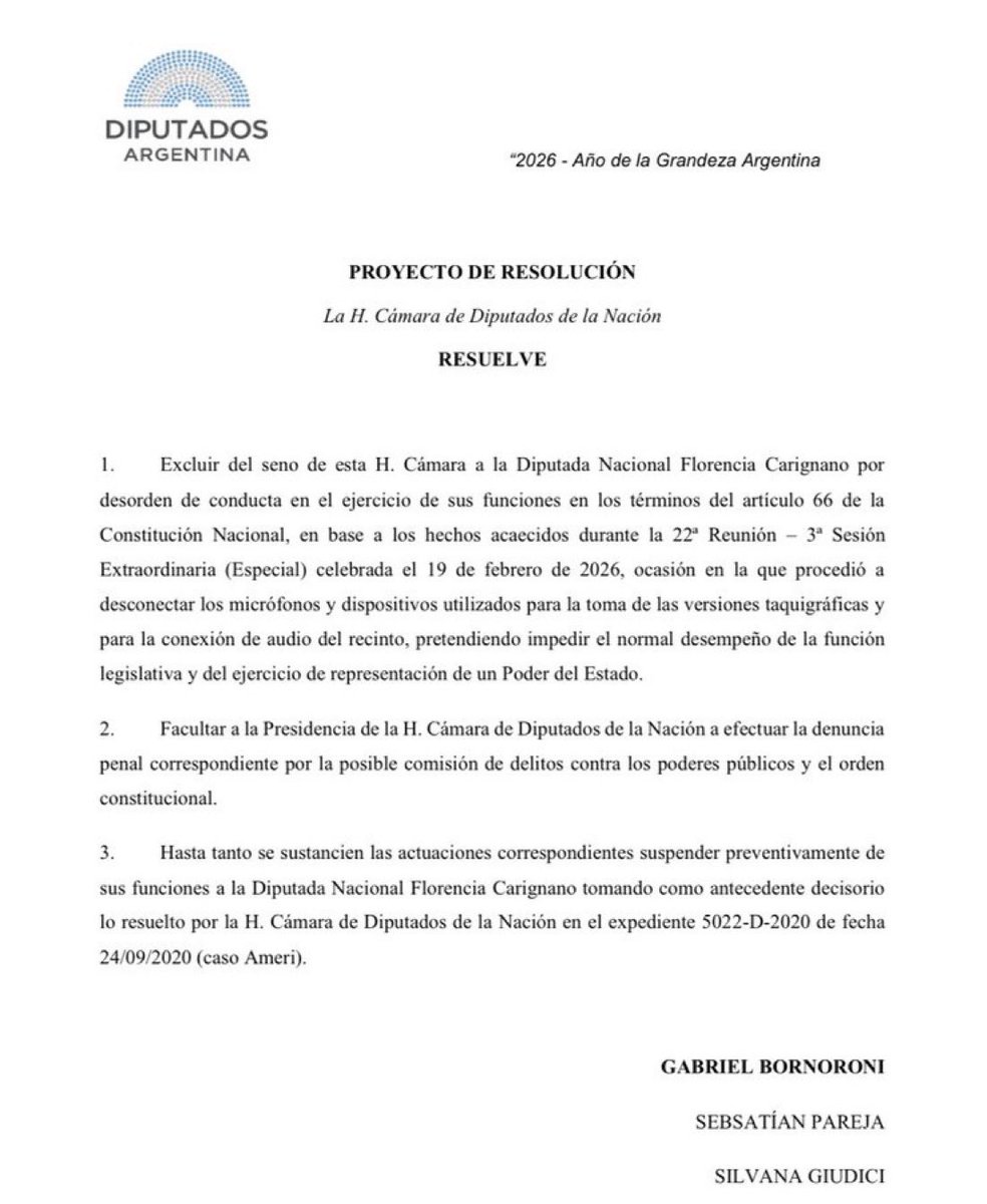 LLA pidió expulsar a Florencia Carignano por desconectar cables de audio en la sesión de ayer.

RETUIT SI LA QUERES VER EXPULSADA DEL CONGRESO