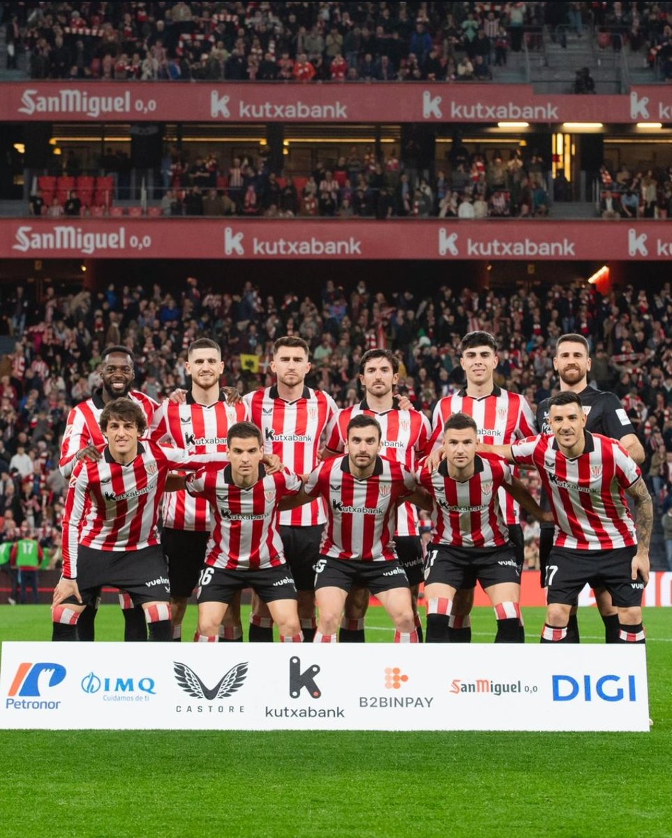 discipuloyeste's tweet photo. La victoria de hoy es que ganamos con 11 canteranos en el once inicial.

Fieles a una idea que sigue dando sus frutos, le pese a quien le pese.

LEZAMA. https://t.co/TD90n4Q1Ze