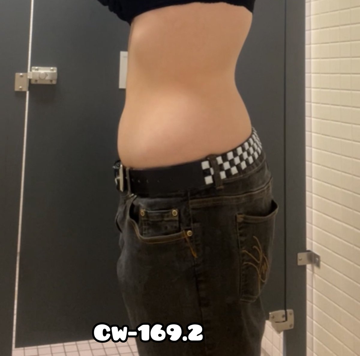 mysil3ntscr3mz's tweet image. I’m in the 160s for the first time in over 2 years guys. Yall blew up my last bc, here’s a sw vs cw ! (I never used to take bc pics , so that’s the best before pic I got of my sw!) pls say u see at least a little difference?? 😭😭 #speedrun #edtwt #bc