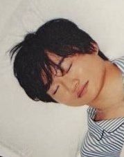 Mina, seus cabelo é da hora 🍁 tweet media