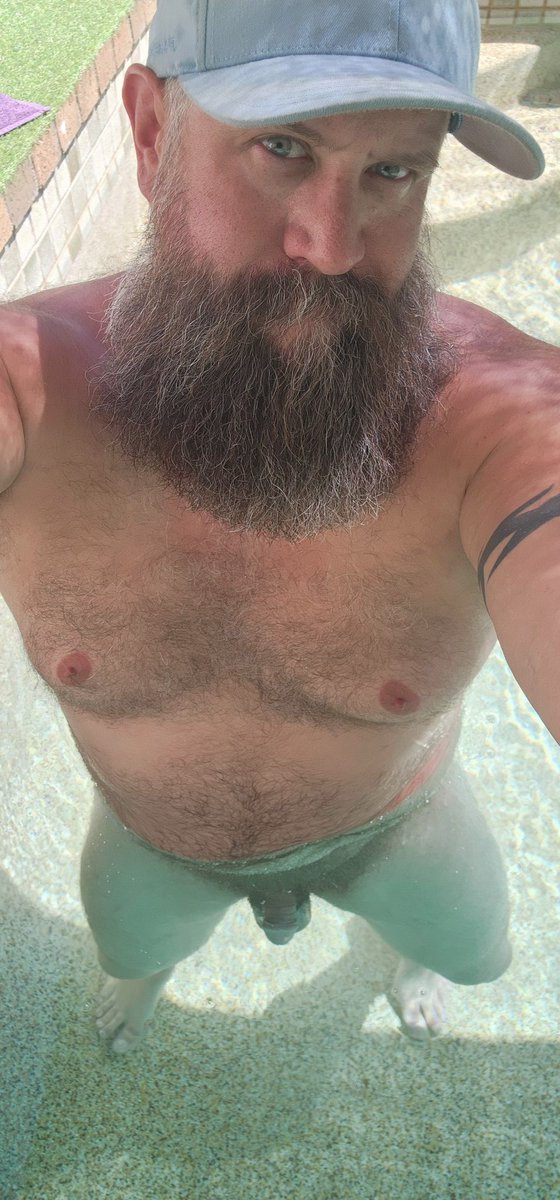 Tradie battle-kitty tweet media