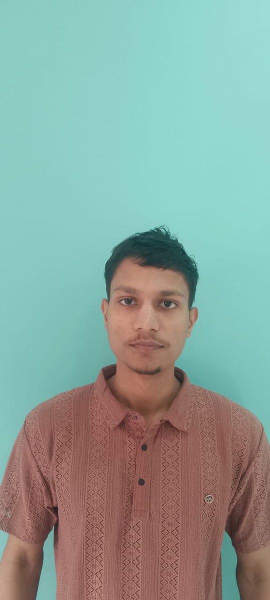 वाराणसी का ऋषभ मौर्या प्रयागराज के झूंसी में 11 फरवरी को एसएससी की परीक्षा देने आया था। परीक्षा के बाद वापस घर नहीं पहुंचा। पुलिस ने लोकेशन निकलवाई तो एक ढाबे की निकली। लेकिन इसके बाद कुछ पता नहीं चल सका। 

आज 10 दिन हो गए। परिवार परेशान है। किसी को दिखे तो परिवार को जरूर बताएं।