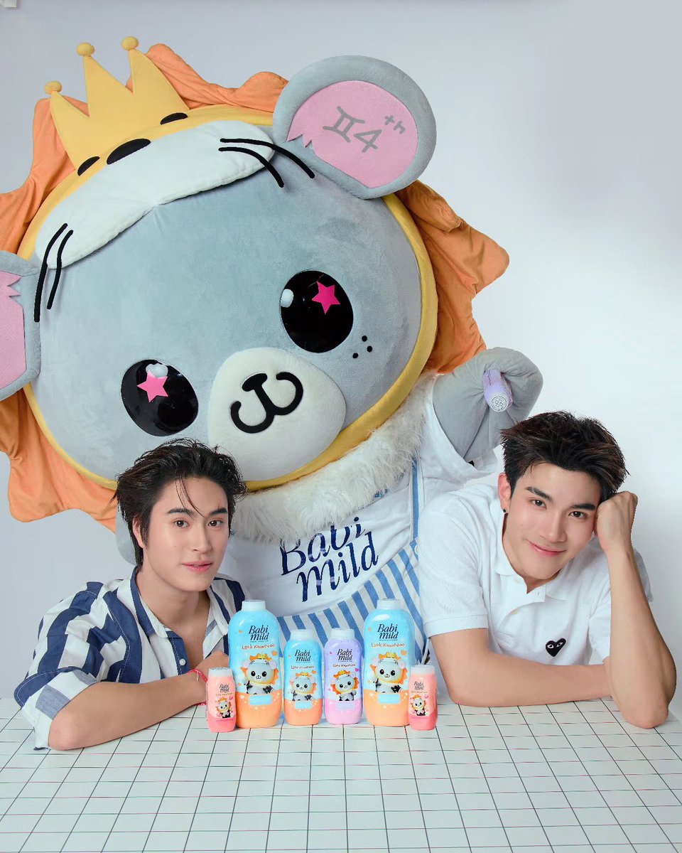 one happy family!!!! 😝🤍🤍

#LOOKKHUNNOO 
#GeminiFourth #เจมีไนน์โฟร์ท
#Gemini_NT #Fourthnattawat