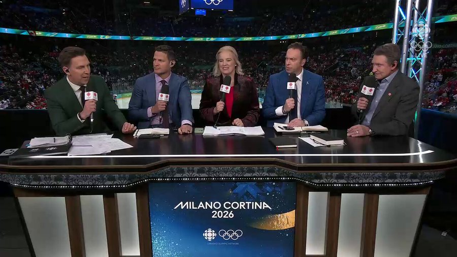 bcbluecon's tweet photo. When is the Conservative Party going to put its foot down when the Liberal media tries to cancel a Canadian icon?

You damn cowards. 

Speak up.

Support Wayne Gretzky. https://t.co/vyqi2K5eFU