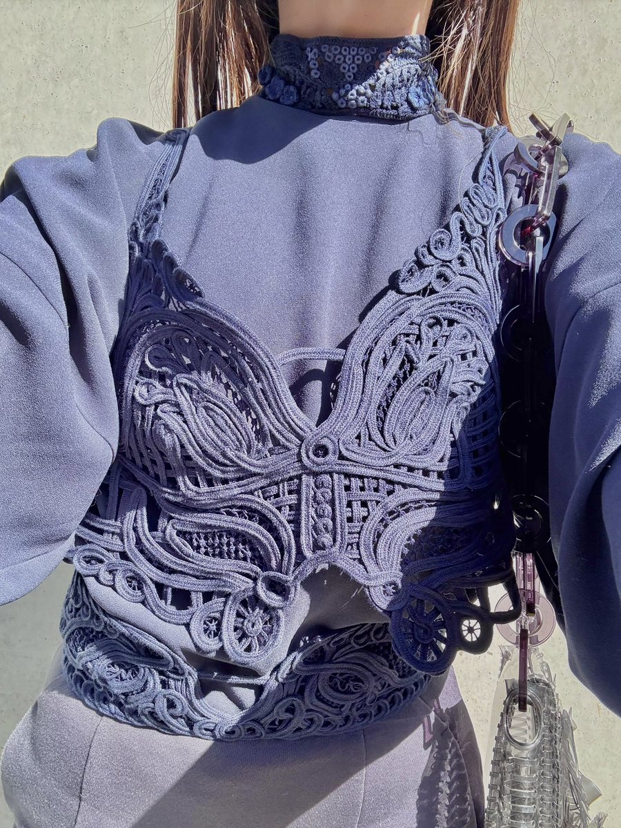 🪻mame kurogouchi🪻 19awのトップスをお迎えしたのでコード刺繍で